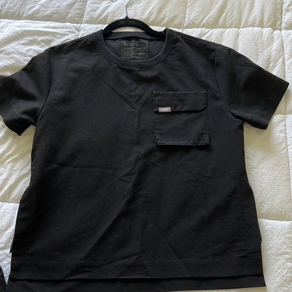 Figs black lismore top
